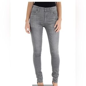 **Citizens Of Humanity Light Grab Rocket Crop High Rise  Skinny Jeans